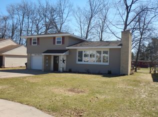 1503 Minneapolis Ave, Gladstone, MI 49837