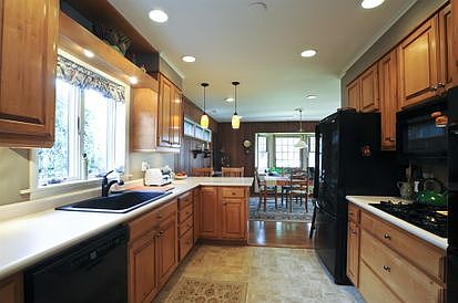 3rd image of 23400 N Birchwood Ln