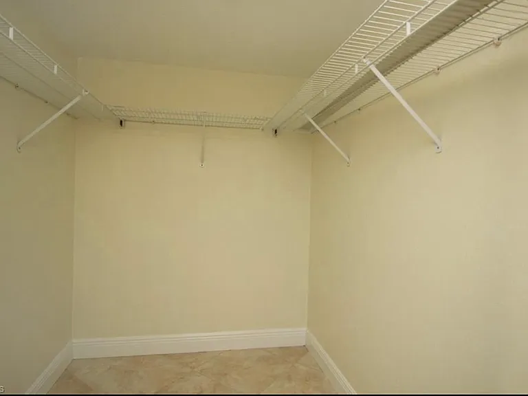 148 Cypress Way E #8 — Photo 9