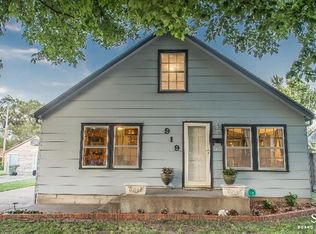 919 Custer St, Salina, KS 67401