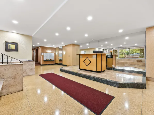 9801 Shore Road image 3 of 19