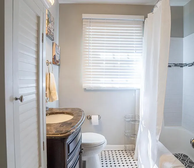 2475 Constance St — Photo 11
