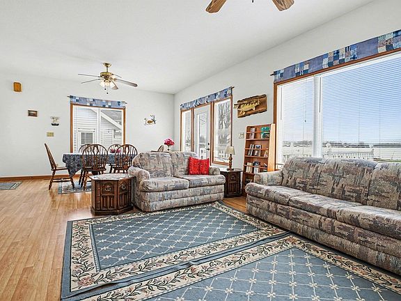5th image of 1007 Chapman Lake Dr