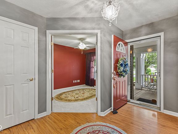 5th image of 4907 Franklin Villas Pl