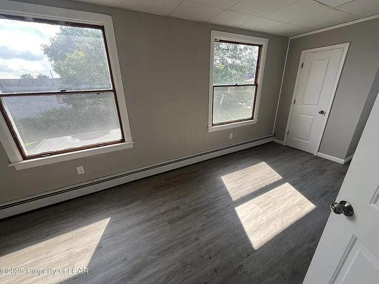 47 Center Ave #2 — Photo 5