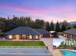 12600 Autumn Oaks Ln, Redding, CA