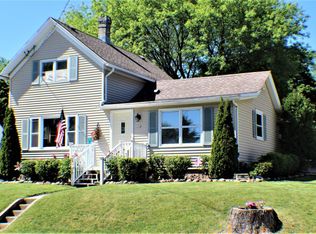 154 W Center Ave, Cedar Grove, WI 53013