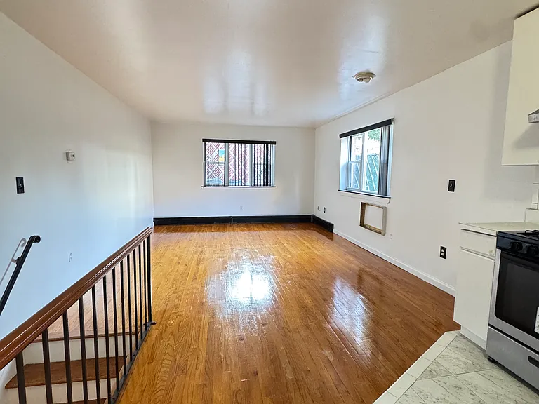 8428 Bay 16th St #1R — Photo 5