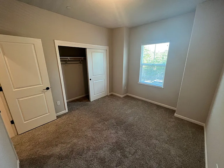 3902 Wickman Loop — Photo 16