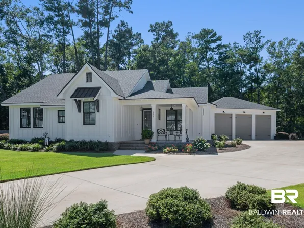 611 Lupine Dr, Fairhope, AL 36532