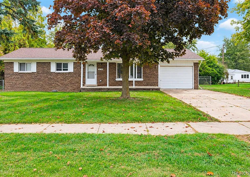 32740 Ann Arbor Trl