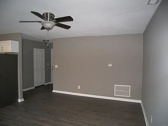 3rd image of 1825 Michaels St
