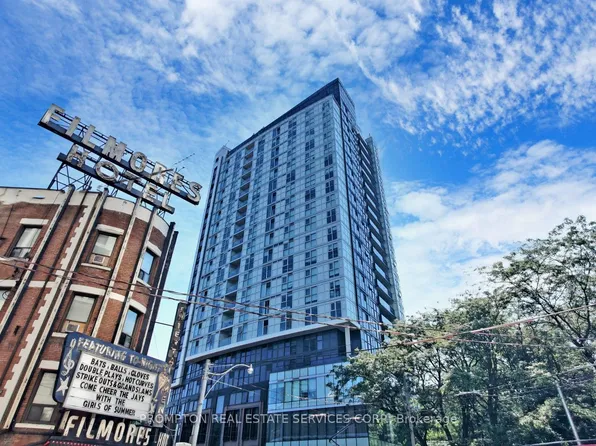 219 Dundas St E #Penthouse 112, Toronto, ON M5A 0V1
