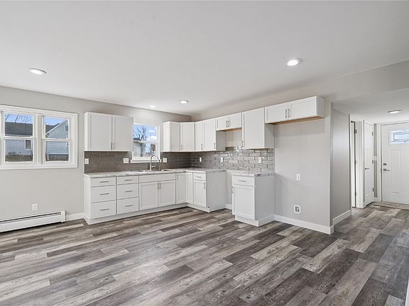 5th image of 809 Jefferson Ave