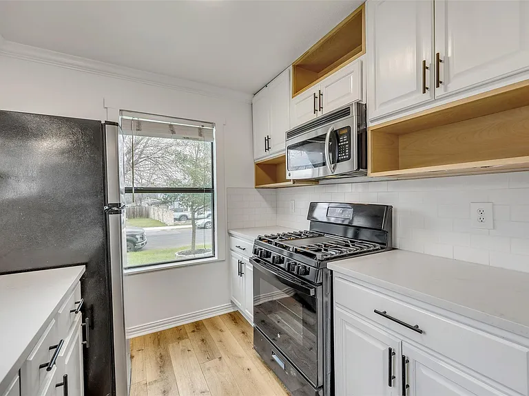7004 Trendal Ln — Photo 10