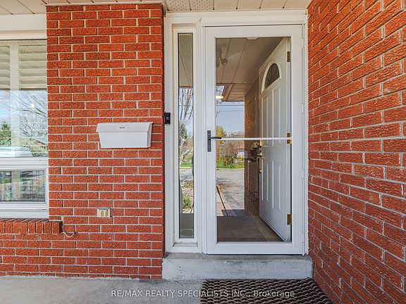 5th image of 217 McAllister Rd