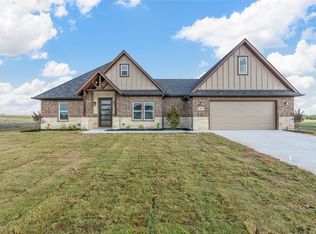 401 Alondrita St, Leonard, TX 75452