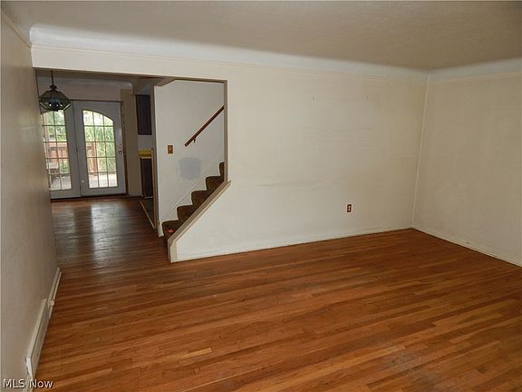 5th image of 18204 South Dr