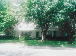 3209 Whirlaway Rd, Dallas, TX 75229