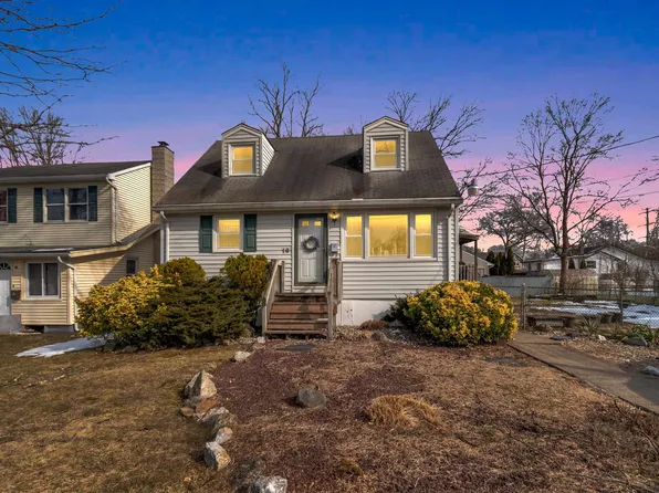 16 Sioux Ave, Lake Hiawatha, NJ 07034
