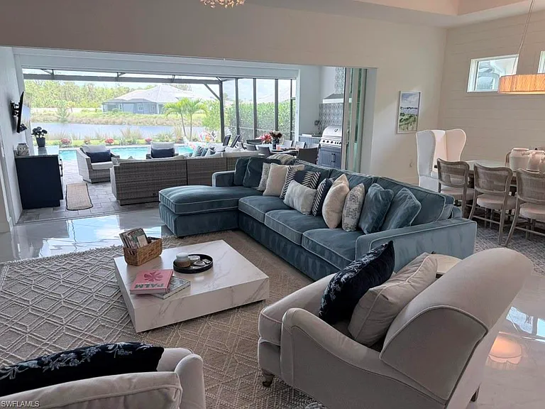 8963 Gustavia Ct — Photo 14