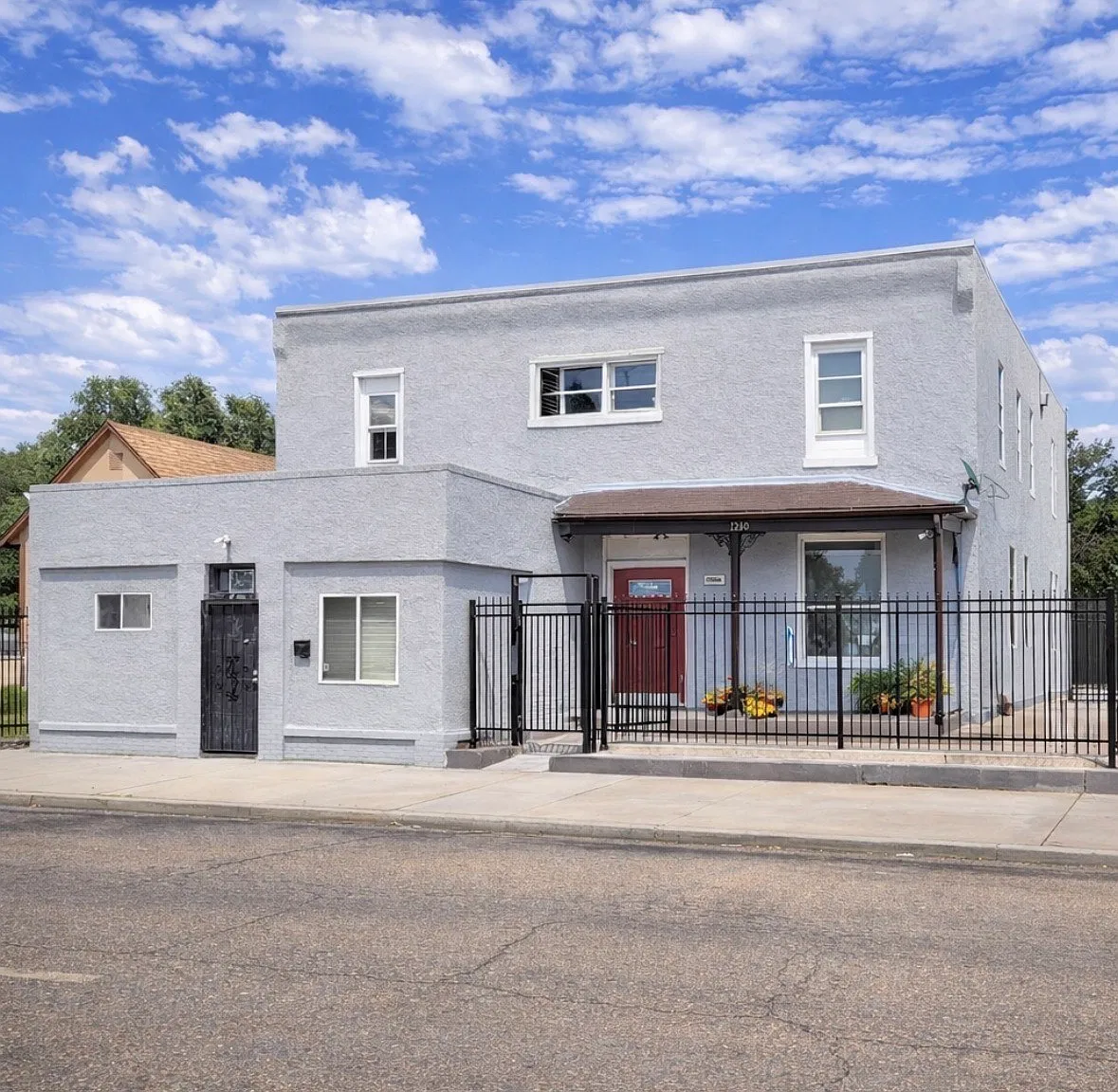 1230 E Evans Ave — Photo 1