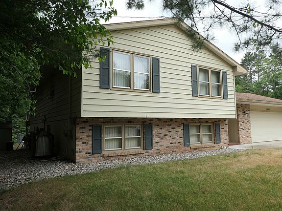 2nd image of 3292 N Genrich Dr