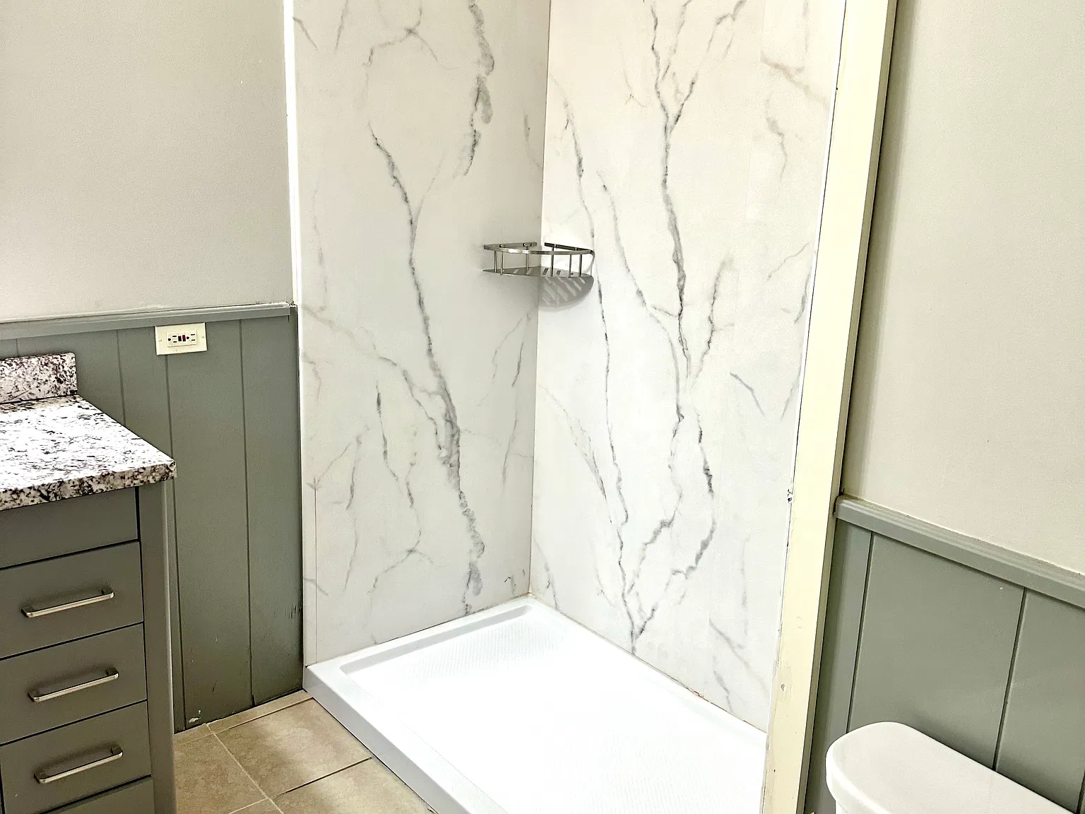 2 bed, $1,400 — Photo 3