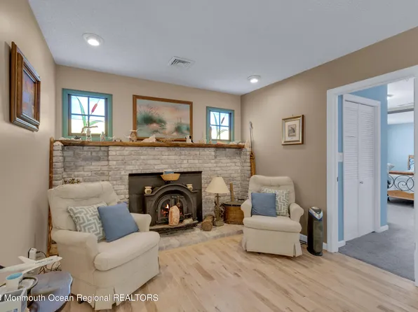 3000 Herbertsville Road, Point Pleasant, NJ 08742
