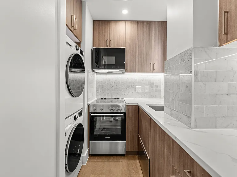 236 W 15th St #56 — Photo 3