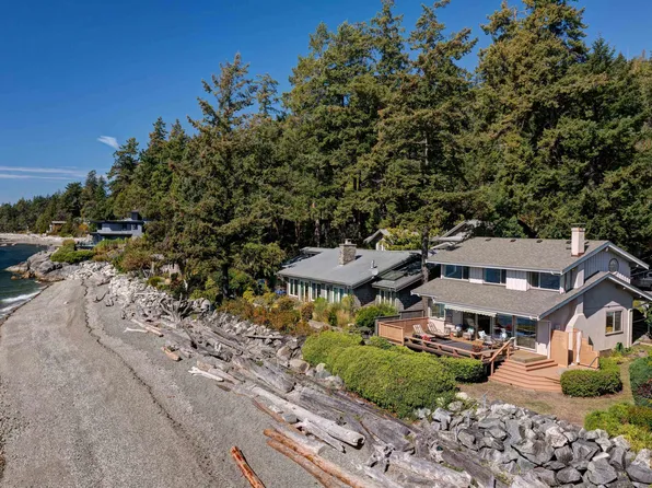 6577 Sunshine Coast Hwy, Sechelt, BC V7Z 0T1