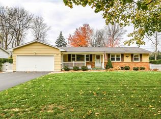 267 Fox Meadow Rd, Rochester, NY 14626