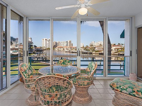 5th image of 355 Park Shore Dr APT 123