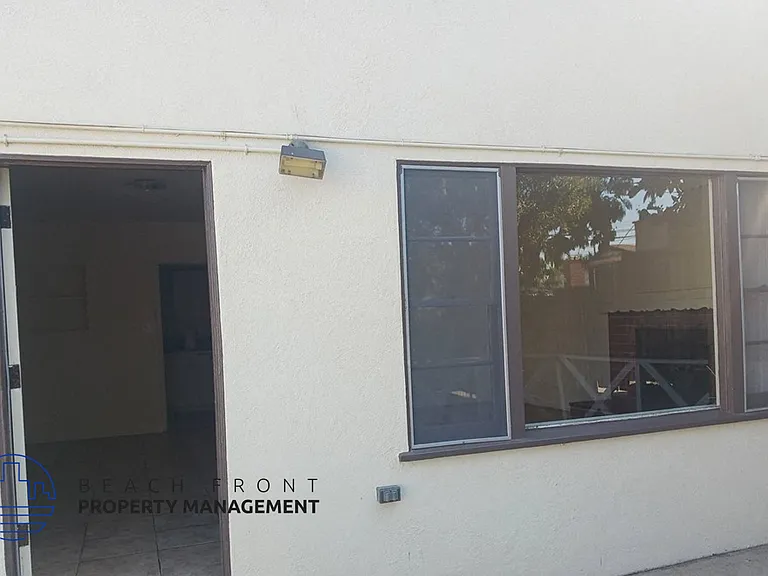 2609 Voorhees Ave — Photo 16