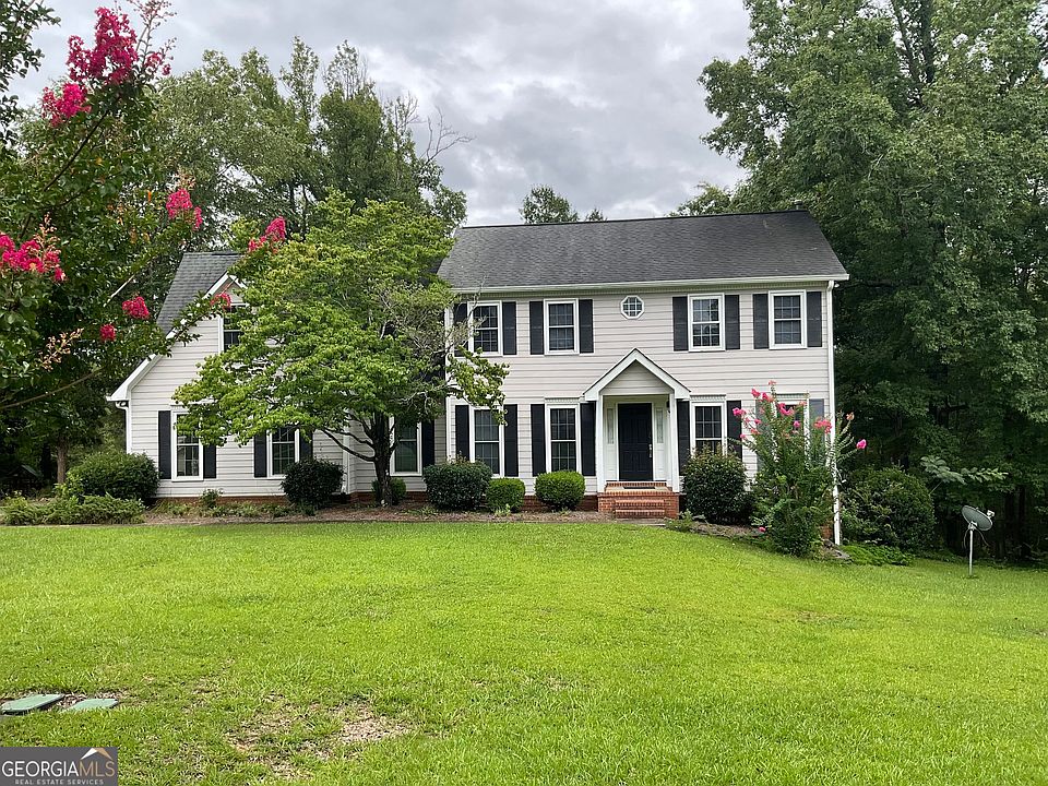 1st image of 110 Kells Ct