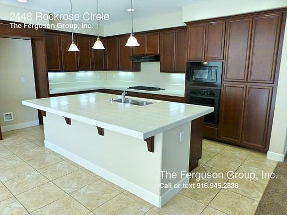 3rd image of 2448 Rockrose Cir