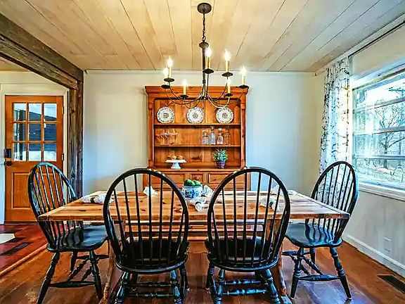 4th image of 4215 Blue Ridge Dr #5