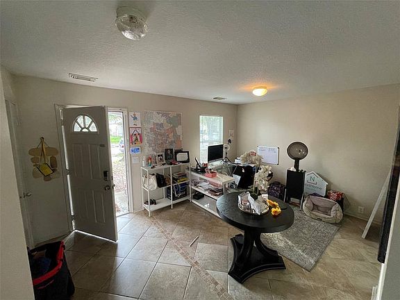 3rd image of 3230 Dartmouth Field Ln