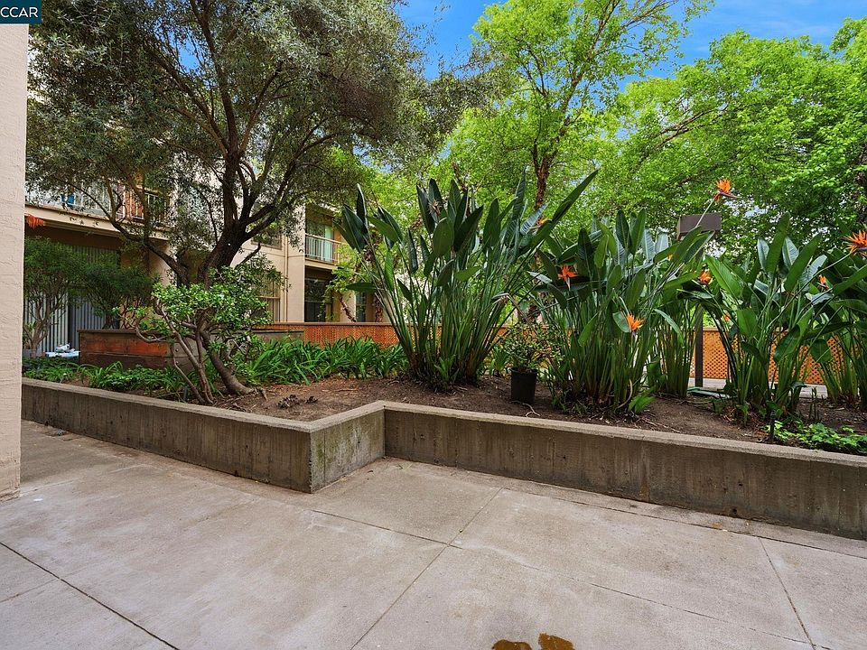 1st image of 460 N Civic Dr APT 302