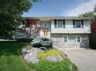 489 Old Stage Rd, Waynesville, OH 45068