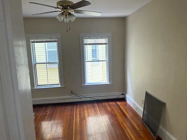 204 Pearl St #4 — Photo 11