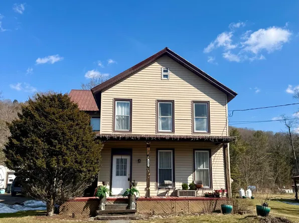 6898 Maple St, Kingsley, PA 18826