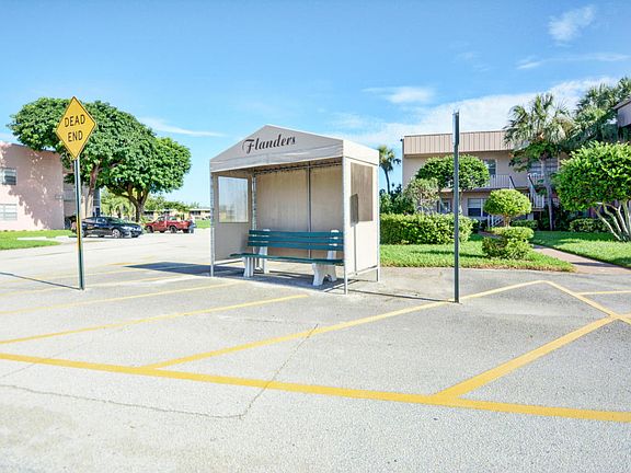 3rd image of 502 Flanders Dr #K