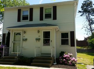 82 Loretta St, Cranston, RI 02910