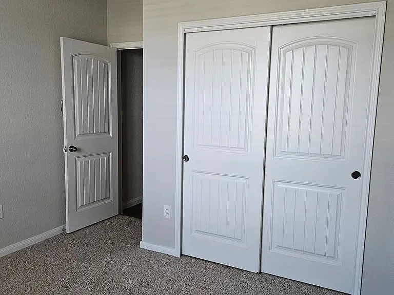 110 Marimoor Dr — Photo 33