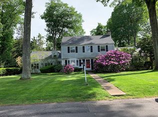 235 Millbrook Rd, North Haven, CT 06473