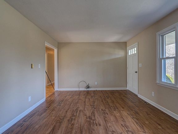 5th image of 1703 Vista Cir