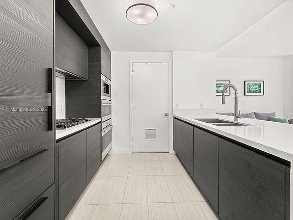 2nd image of 1 Collins Ave