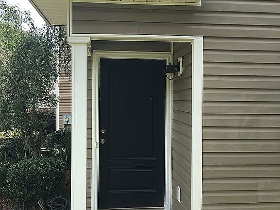2nd image of 130 Coral Ln
