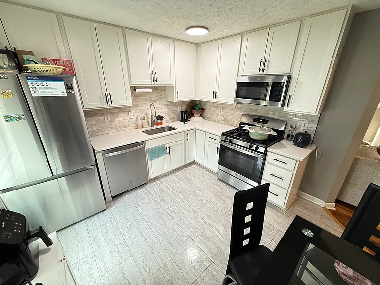 4151 Crosspointe Dr — Photo 5